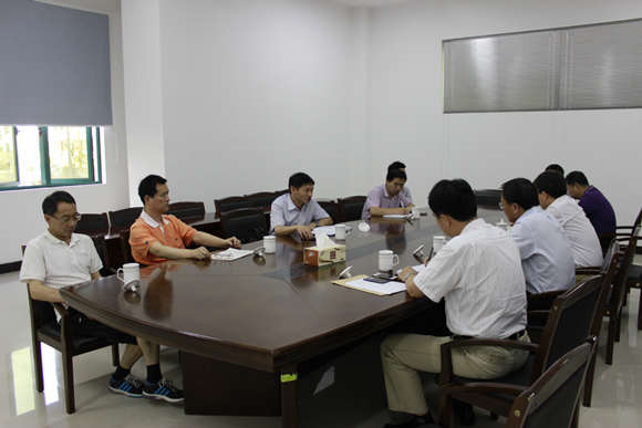 市科技局局长何建带领相关部门领导班子到分院指导交流