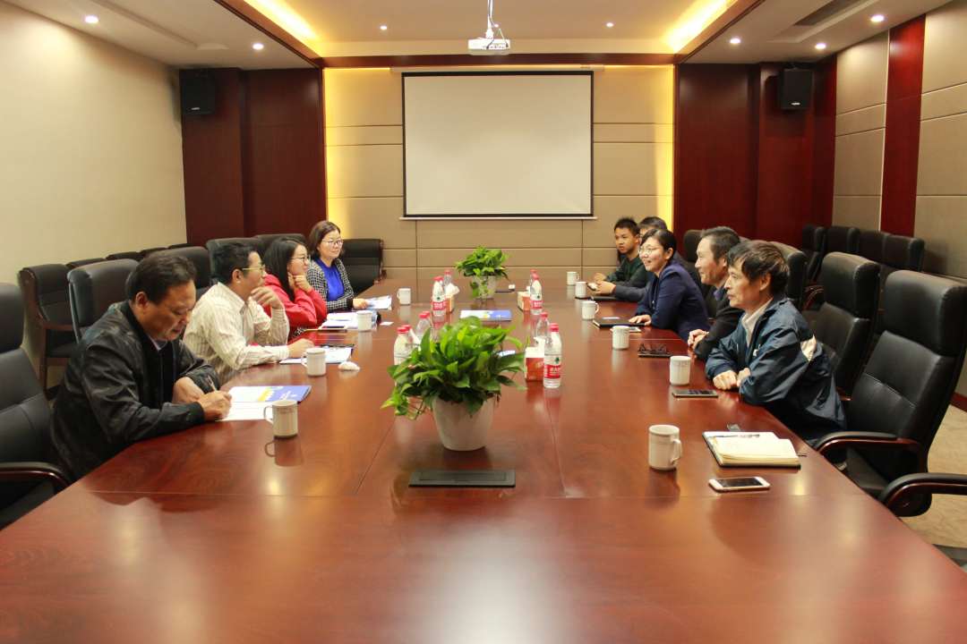 浙江纺织服装职业技术学院副院长陈运能一行到浙江分院交流合作