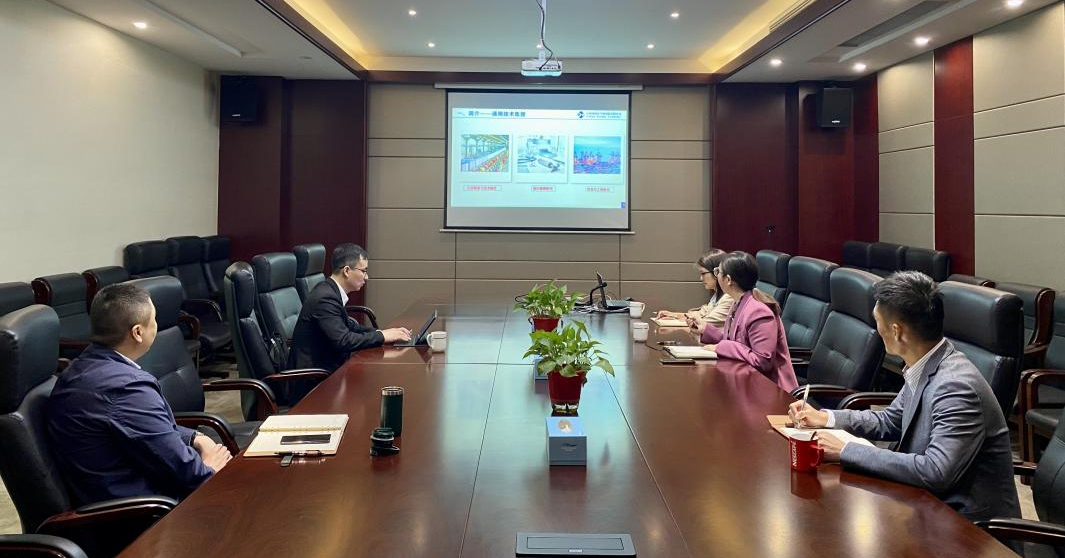 绍兴市越城区副区长欧阳润清一行到江南分院调研