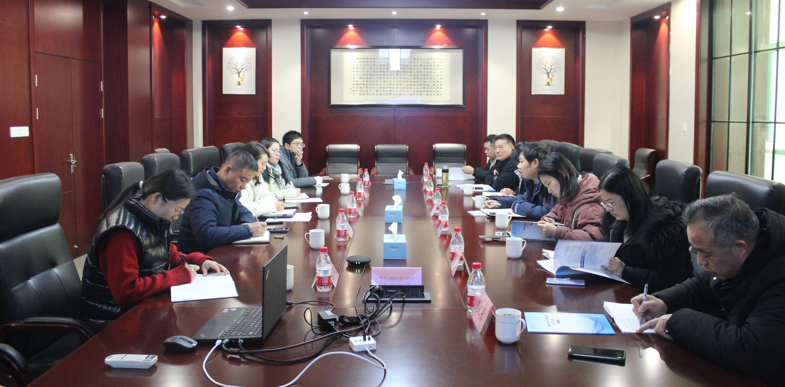 省市科技调研组一行到江南分院调研