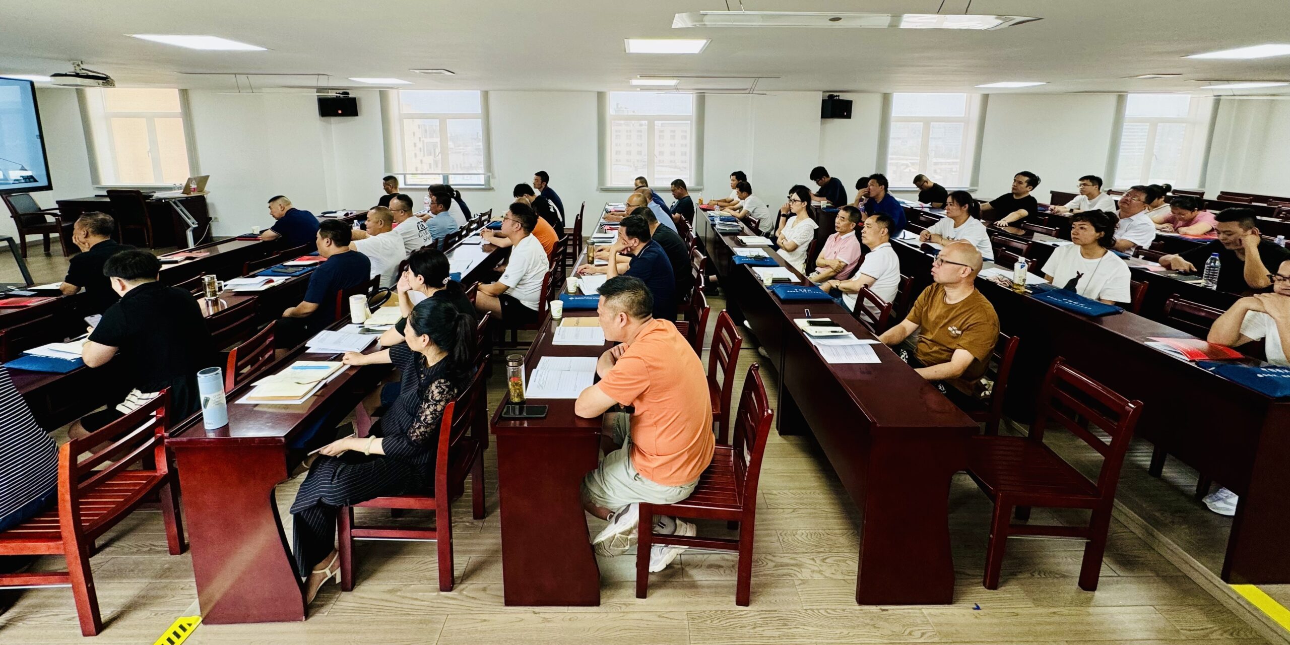 江南分院培训中心受邀为杭州航民达美染整有限公司进行销售技能提升培训